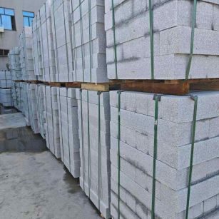 广西芝麻白路牙石，路侧石