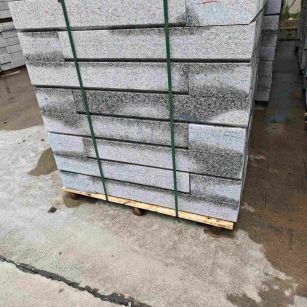 广西芙蓉白路牙石，马路牙子